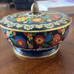 Vintage Floral Patterned tin Trinket Box with Gold Accents